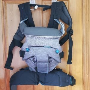 Infantino go forward 4 in 1 Evolved baby carrier